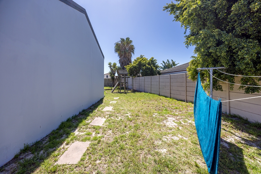 3 Bedroom Property for Sale in Parklands Western Cape